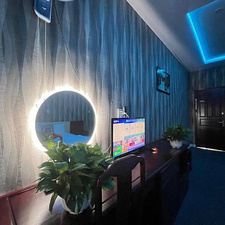 Phi Long 2 Hotel Thu Dau Mot Экстерьер фото